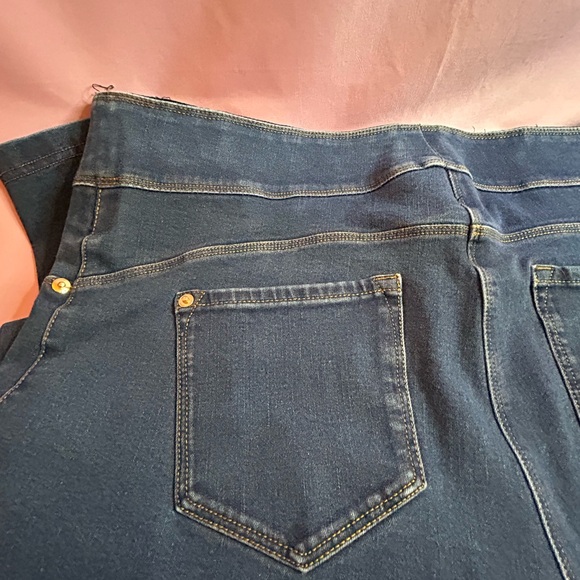 Investments Medium Blue Denim Slim Factor Leggings Size Large - Picture 9 of 12